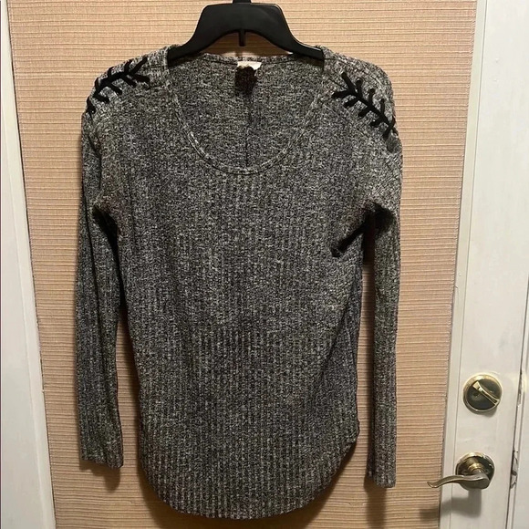 Spade & Heart Lightweight Sweater with Black Lace-Up Detail - Picture 1 of 7